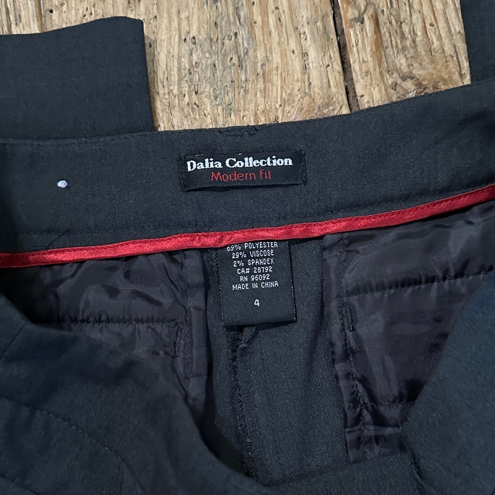 Dalia Collection Black Modern Fit Trousers